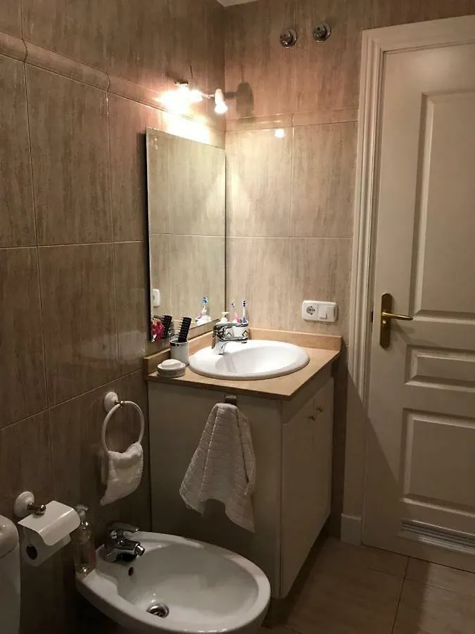 El Chari Daire Poris de Abona 0*,  İspanya